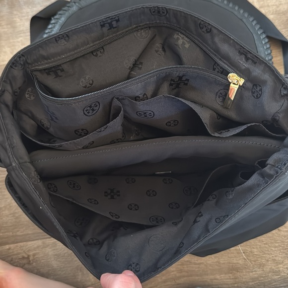 Tory Burch diaper bag,Crossbody Bag with Adjustable Strap - Picture 3 of 4